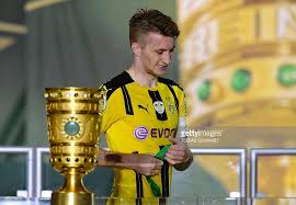 Olympiastadion is the venue as rb leipzig and borussia dortmund contest in the dfb pokal final on thursday as both sides look to avoid a trophyless season. Bvb Marco Reus Walked Pass By Trophy After Defeated From Bayren Munich In Dfb Pokal 2016 Final Bvb Marco Reus Bundesliga Thá»ƒ Thao