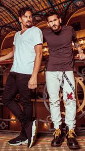 Mau y ricky es un dúo musical venezolano de pop latino y reguetón formado por los hermanos mauricio y ricardo montaner. 100 Mau Y Ricky Ideas Sebastian Yatra Leslie Grace Couple Photos