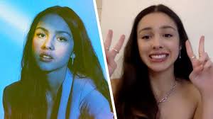 Drivers license (stylized in all lowercase) is the debut single by american singer olivia rodrigo. Olivia Rodrigo S Drivers License Debuts At Number 1 In The Uk Bigtop40
