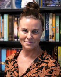 Svenskläraren: Ja, vi måste läsa hela boken!