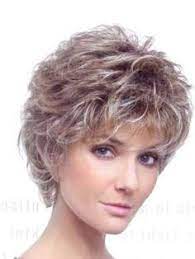 Genial von freche kurzhaarfrisuren damen ab 60 aktuelle 2018 frauen. Frisuren Ab 60 Mit Brille Modische Frisuren 2018 Damen Haare Kurzhaarfrisuren Modische Frisuren Frisuren Lange Haare Stufen