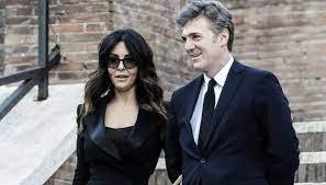 Sabrina ferilli è una delle attrici più apprezzate dal pubblico italiano. Chi E Flavio Cattaneo Marito Di Sabrina Ferilli Dilei