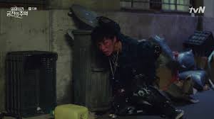 Memories Of The Alhambra Episode 13 Dramabeans Korean Drama Recaps Our hero is almost at the end of his journey, his strength, and his sanity, but he's not finished setting things right. memories of the alhambra episode 13