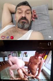 Turkish dad watching gay porn - ThisVid.com