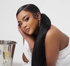 Christine Almada's Instagram, Twitter & Facebook