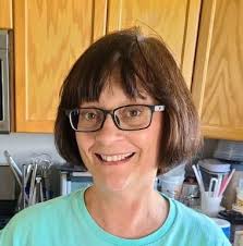 What is the best chicken feed for egg production?