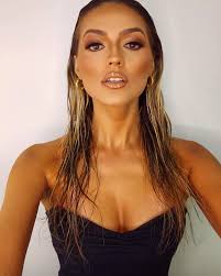 Vitória Weidmann (@vitoriaweidmann) • Instagram photos and videos