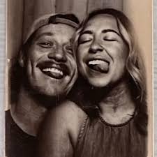 Lasett Light and Patrick Molyneaux's Wedding Website