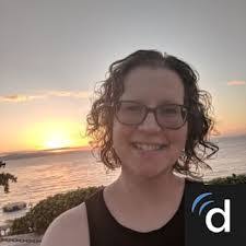 Nicole Pastore's Instagram, Twitter & Facebook