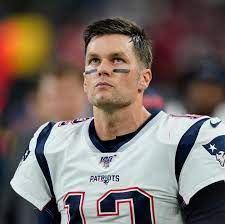 Scroll on to see the quarterback's tribute and learn more about the exes' history. Tom Brady Trainiert Verbotenerweise In Abgesperrtem Park Stern De