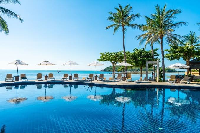 resort Đà Nẵng có hồ bơi riêng