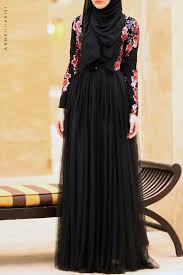 Annah Hariri Muslimah Fashion Hijab Fashion Maxi Dress Beautiful Abaya Hijab Fashion Beautiful Black Dresses Fashion
