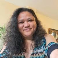 Valerie Moreau's Instagram, Twitter & Facebook