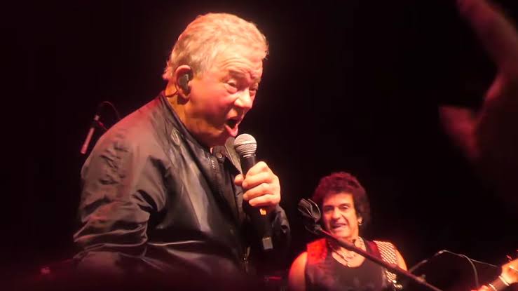 WILLIAM SHATNER's THE *UCKERS Make Live Debut With MOTÖRHEAD, METALLICA And OZZY  OSBOURNE Covers (Video)