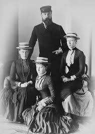 Louis iv, grand duke of hesse the grand duke of hesse and by rhine, reigning from 13 june 1877 until his death. Louis Iv Grand Duke Of Hesse With Princess Victoria Princess Elizabeth And Princess Irene 1883 Hesse Grand Duke Princess Victoria