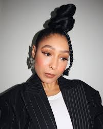 Latavia Scott's Instagram, Twitter & Facebook