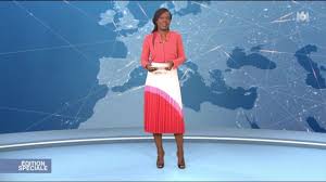 Profitez gratuitement des programmes des chaînes. Emue Kareen Guiock Rend Hommage A Un Technicien De M6 Decede En Direct Du 12 45 Video Actu Tele 2 Semaines