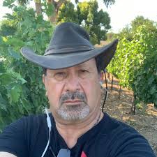 John Reed se unió con los Villistas en 1914, los revolucionarios lo  invitaron a desayunar. Reed escribió que la comida consistía de carne,  frijoles, y tortillas.