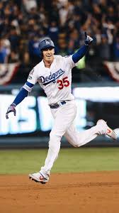 Cody Getting A Homerun Dodgers Girl Bellinger Dodgers Dodgers