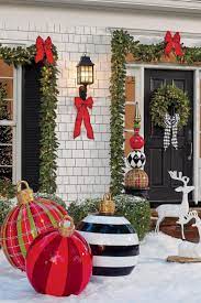 Go Big With Oversize Christmas Ornaments In Your Yard This Year Large Christmas Ornaments Large Outdoor Christmas Ornaments Outside Christmas Decorations
