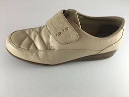 Scholl's, kiwi, profoot and more. Dr Scholl Womens E68 Jc Beige Casual Shoe 8 5 M Comf Gem