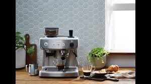 Some coffee experts would have consumers believe that it's impossible to buy an espresso machine for a couple of hundred bucks, but we're here and thanks to this article, a person even doesn't have to do that much. Breville Barista Max Espresso Machine Vcf126 Youtube