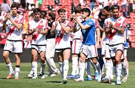 🚨 Rayo Vallecano-Strasbourg XIs! Camello on the bench!