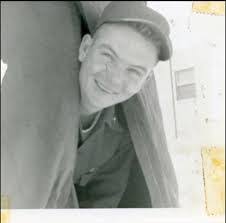 Kris Waldron's Instagram, Twitter & Facebook