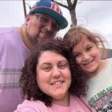 Tamra Gallagher's Instagram, Twitter & Facebook