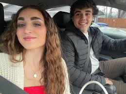 Hi! My name is Lyndsey, and I'm excited about the opportunity to become an  au pair! I'm currently a college student taking online courses. I have  childcare experience through babysitting my baby