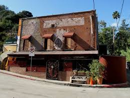 Pace In The Canyon 2100 Laurel Canyon Blvd Los Angeles Ca 90046 Laurel Canyon Country Store 2108 Laurel Canyon Blv Laurel Canyon Canyon Country California