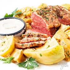 Sorry, corned beef folderolldebuggeryroll, just dip it in when you've lifted the meat out to rest and the pots got all that bubbling liquor just aching to be used. Pressure Cooker Keto Corned Beef And Cabbage Recipe Wholesome Yum