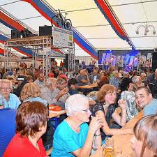 Schonach: Volksfest Schonach: Die Feuerwehr lässt es zu ihrem großen  Fest-Jubiläum 2019 so richtig krachen