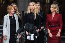 Welcome to amber heard web, your newest fansource for everything amber heard, best known for her roles in movies like the rum diary and series like the playboy club. Amber Heard Boos Speech Outside Court Johnny Depp Mobbed By Fans Tatler