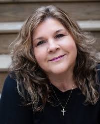 Kimberly Shultz's Instagram, Twitter & Facebook