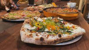 Rachael S Homemade Pizza Recipes Rachael Ray Show Pizza Night Menu Pizza Recipes Homemade Homemade Pizza