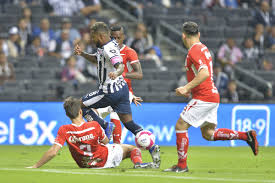 O colombiano, de 26 anos, estava no valencia, da espanha, e chega para somar ao ataque do são paulo, que perdeu aloísio no. Dorlan Pabon Zimbio