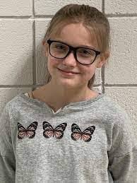 Caitlin Putnam's Instagram, Twitter & Facebook