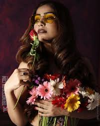 Discover: Aayushi Jaiswal Live! The Ultimate Fan Guide + More