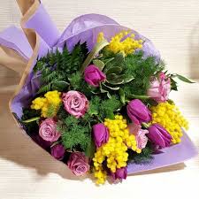 ✅ tante immagini, frasi e foto raccolte per te, vedile subito e condividi le più belle! Bouquet Tulipani Rose E Mimosa Per La Festa Della Donna