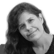 Elise Ackerman's Instagram, Twitter & Facebook