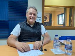 Check spelling or type a new query. Radio Regional Centro