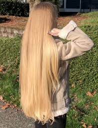 Video Alena S Beautiful Blonde Walk Realrapunzels Long Hair Styles Straight Blonde Hair Waist Length Hair