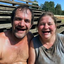 If u eat Marys Cherry Pie at the track this week end an got throat bumps  let us know. She acdientaly used cherrys that went bad an most likely  posoned everone. We