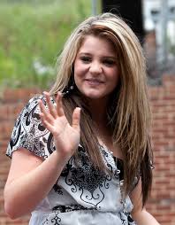 Lara alana berlakon iklan dutch lady source: Lauren Alaina Wikipedia