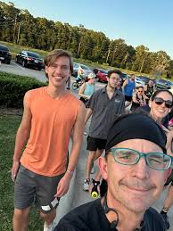 Kingwood running club black friday run event