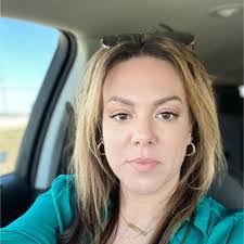 Brandy Hatcher's Instagram, Twitter & Facebook