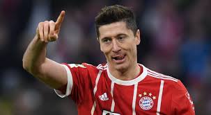 أنقذ البولندي روبرت ليفاندوفسكي، منتخب بلاده، من الخسارة أمام إسبانيا، السبت، في إطار الجولة الثانية من دور المجموعات لكأس الأمم الأوروبية (يورو 2020). Ù„ÙŠÙØ§Ù†Ø¯ÙˆÙØ³ÙƒÙŠ ÙŠØ­ØµØ¯ Ø¬Ø§Ø¦Ø²Ø© Ø£ÙØ¶Ù„ Ù„Ø§Ø¹Ø¨ Ù„Ø¹Ø§Ù… 2020 Ø±Ø¤ÙŠØ§ Ø§Ù„Ø¥Ø®Ø¨Ø§Ø±ÙŠ