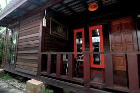 Melihat desain rumah yang banyak didirikan di kampung pun terdapat beberapa perbedaan, jika dibandingkan. Homestay Chenta Cottage Betul Betul Rasa Macam Balik Kampung Destinasi Mstar