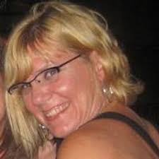 Lori Somers's Instagram, Twitter & Facebook